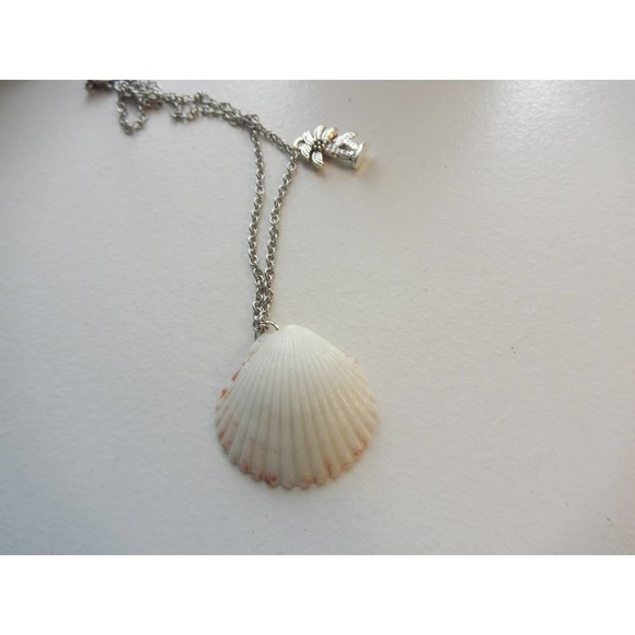 Yellow Shell Mermaid Necklace Palm 9 - Picture 8 of 8